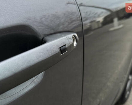 Серый Киа Niro, объемом двигателя 1.58 л и пробегом 111 тыс. км за 17400 $, фото 43 на Automoto.ua