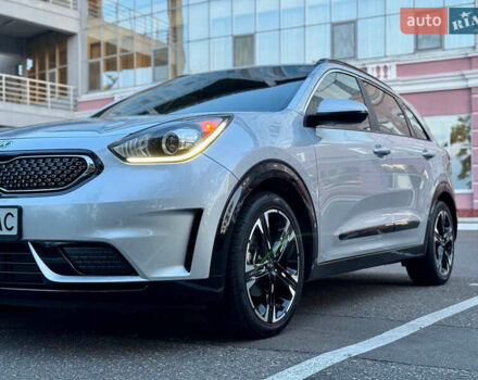 Серый Киа Niro, объемом двигателя 1.6 л и пробегом 122 тыс. км за 16700 $, фото 34 на Automoto.ua
