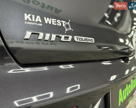 Серый Киа Niro, объемом двигателя 1.58 л и пробегом 98 тыс. км за 20999 $, фото 33 на Automoto.ua
