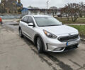 Серый Киа Niro, объемом двигателя 1.58 л и пробегом 143 тыс. км за 17500 $, фото 1 на Automoto.ua