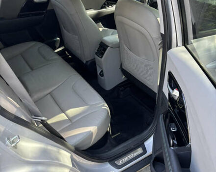 Серый Киа Niro, объемом двигателя 1.6 л и пробегом 40 тыс. км за 20500 $, фото 26 на Automoto.ua