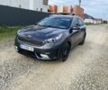 Серый Киа Niro, объемом двигателя 1.6 л и пробегом 134 тыс. км за 16900 $, фото 1 на Automoto.ua
