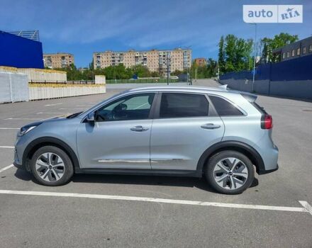 Сірий Кіа Niro, об'ємом двигуна 0 л та пробігом 129 тис. км за 19900 $, фото 19 на Automoto.ua