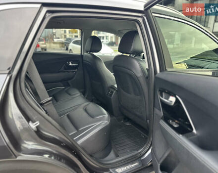 Серый Киа Niro, объемом двигателя 0 л и пробегом 157 тыс. км за 16999 $, фото 44 на Automoto.ua