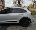 Сірий Кіа Niro, об'ємом двигуна 1.58 л та пробігом 84 тис. км за 17200 $, фото 1 на Automoto.ua