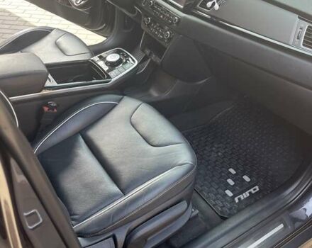 Серый Киа Niro, объемом двигателя 0 л и пробегом 109 тыс. км за 18500 $, фото 4 на Automoto.ua