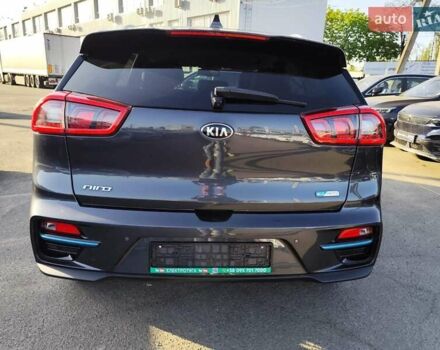 Серый Киа Niro, объемом двигателя 0 л и пробегом 129 тыс. км за 18555 $, фото 13 на Automoto.ua