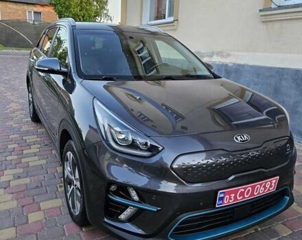 Сірий Кіа Niro, об'ємом двигуна 0 л та пробігом 128 тис. км за 18500 $, фото 2 на Automoto.ua