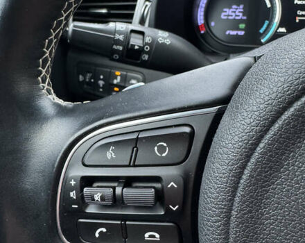 Сірий Кіа Niro, об'ємом двигуна 0 л та пробігом 101 тис. км за 16800 $, фото 25 на Automoto.ua