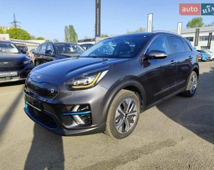 Серый Киа Niro, объемом двигателя 0 л и пробегом 129 тыс. км за 18555 $, фото 10 на Automoto.ua