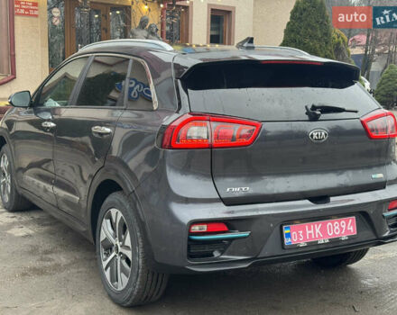 Серый Киа Niro, объемом двигателя 0 л и пробегом 148 тыс. км за 16950 $, фото 16 на Automoto.ua