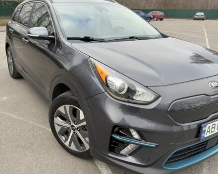 Серый Киа Niro, объемом двигателя 0 л и пробегом 67 тыс. км за 16800 $, фото 1 на Automoto.ua