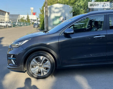 Сірий Кіа Niro, об'ємом двигуна 0 л та пробігом 105 тис. км за 18999 $, фото 7 на Automoto.ua