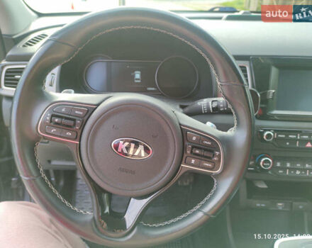 Киа Niro 2019 в Трускавце на Automoto.ua Серый Киа Niro, объемом двигателя 0 л и пробегом 119 тыс. км за 16300 $, фото 9 на Automoto.ua