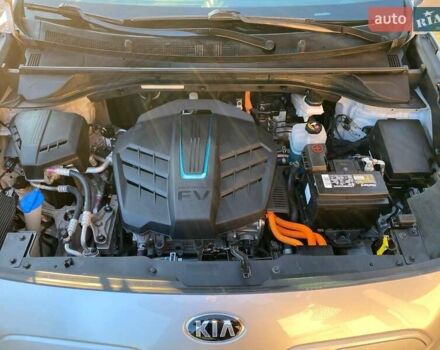 Киа Niro 2019 в Виннице на Automoto.ua Серый Киа Niro, объемом двигателя 0 л и пробегом 110 тыс. км за 17300 $, фото 31 на Automoto.ua