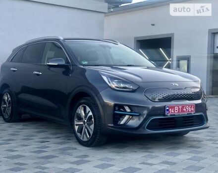 Сірий Кіа Niro, об'ємом двигуна 0 л та пробігом 125 тис. км за 18150 $, фото 28 на Automoto.ua