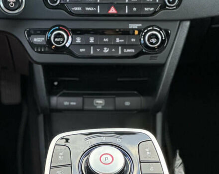 Киа Niro 2019 в Хмельницком на Automoto.ua Серый Киа Niro, объемом двигателя 0 л и пробегом 106 тыс. км за 17500 $, фото 14 на Automoto.ua