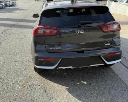 Серый Киа Niro, объемом двигателя 1.6 л и пробегом 33 тыс. км за 7800 $, фото 4 на Automoto.ua