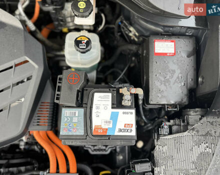 Серый Киа Niro, объемом двигателя 0 л и пробегом 157 тыс. км за 16999 $, фото 25 на Automoto.ua