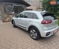 Серый Киа Niro, объемом двигателя 0 л и пробегом 86 тыс. км за 17999 $, фото 5 на Automoto.ua