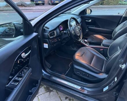 Киа Niro 2019 в Киеве на Automoto.ua Серый Киа Niro, объемом двигателя 0 л и пробегом 102 тыс. км за 16128 $, фото 7 на Automoto.ua