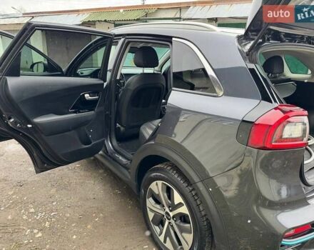 Киа Niro 2019 в Дрогобыче на Automoto.ua Серый Киа Niro, объемом двигателя 0 л и пробегом 139 тыс. км за 17777 $, фото 21 на Automoto.ua
