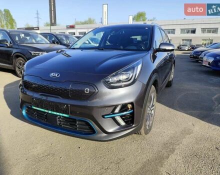 Серый Киа Niro, объемом двигателя 0 л и пробегом 129 тыс. км за 18555 $, фото 9 на Automoto.ua