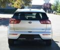 Серый Киа Niro, объемом двигателя 1.6 л и пробегом 49 тыс. км за 12500 $, фото 4 на Automoto.ua
