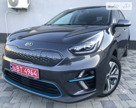 Сірий Кіа Niro, об'ємом двигуна 0 л та пробігом 125 тис. км за 18150 $, фото 5 на Automoto.ua