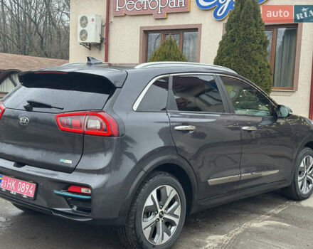 Серый Киа Niro, объемом двигателя 0 л и пробегом 148 тыс. км за 16950 $, фото 18 на Automoto.ua