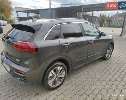 Киа Niro 2019 в Трускавце на Automoto.ua Серый Киа Niro, объемом двигателя 0 л и пробегом 119 тыс. км за 16300 $, фото 2 на Automoto.ua