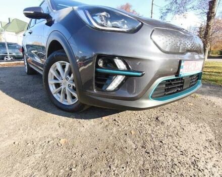 Сірий Кіа Niro, об'ємом двигуна 0 л та пробігом 154 тис. км за 18000 $, фото 11 на Automoto.ua