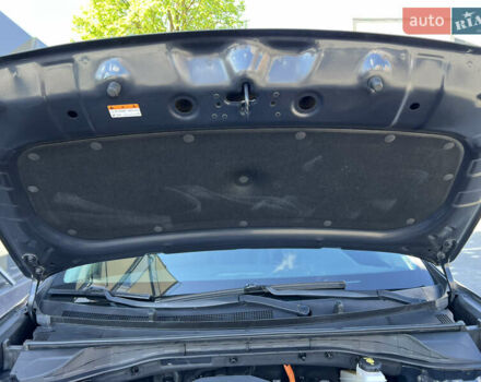 Сірий Кіа Niro, об'ємом двигуна 0 л та пробігом 92 тис. км за 18800 $, фото 24 на Automoto.ua