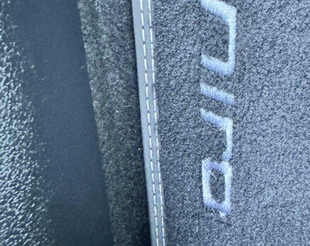 Сірий Кіа Niro, об'ємом двигуна 0 л та пробігом 136 тис. км за 18499 $, фото 63 на Automoto.ua