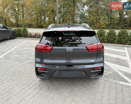 Сірий Кіа Niro, об'ємом двигуна 0 л та пробігом 66 тис. км за 16900 $, фото 2 на Automoto.ua