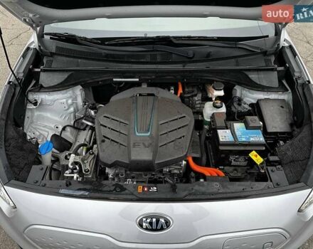 Киа Niro 2019 в Кривом Роге на Automoto.ua Серый Киа Niro, объемом двигателя 0 л и пробегом 27 тыс. км за 24000 $, фото 61 на Automoto.ua