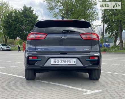 Сірий Кіа Niro, об'ємом двигуна 0 л та пробігом 170 тис. км за 18200 $, фото 33 на Automoto.ua