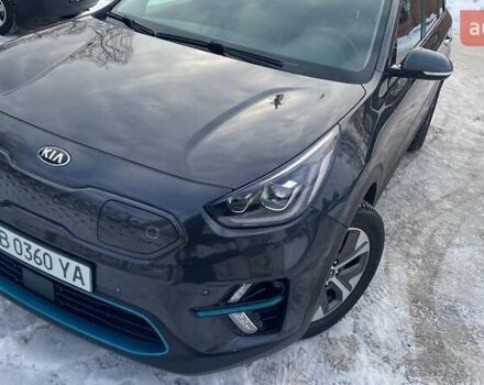 Серый Киа Niro, объемом двигателя 0 л и пробегом 150 тыс. км за 22000 $, фото 2 на Automoto.ua