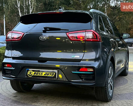 Сірий Кіа Niro, об'ємом двигуна 0 л та пробігом 79 тис. км за 20300 $, фото 6 на Automoto.ua