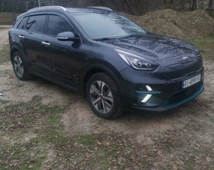 Серый Киа Niro, объемом двигателя 0 л и пробегом 179 тыс. км за 15800 $, фото 5 на Automoto.ua