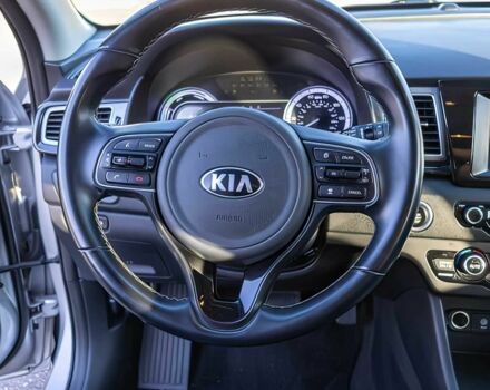 Сірий Кіа Niro, об'ємом двигуна 1.6 л та пробігом 48 тис. км за 8900 $, фото 9 на Automoto.ua