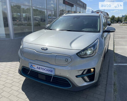 Сірий Кіа Niro, об'ємом двигуна 0 л та пробігом 129 тис. км за 19999 $, фото 2 на Automoto.ua