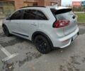 Сірий Кіа Niro, об'ємом двигуна 1.58 л та пробігом 84 тис. км за 17200 $, фото 16 на Automoto.ua
