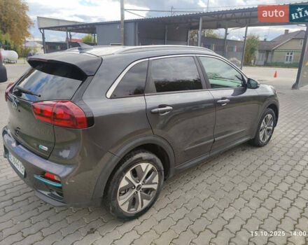 Киа Niro 2019 в Трускавце на Automoto.ua Серый Киа Niro, объемом двигателя 0 л и пробегом 119 тыс. км за 16300 $, фото 4 на Automoto.ua