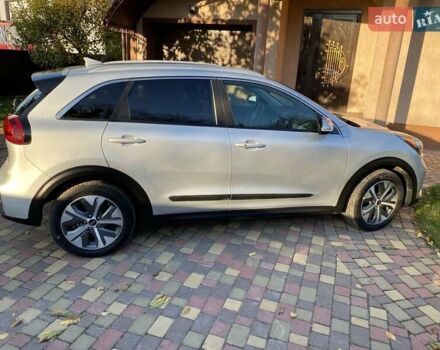 Киа Niro 2019 в Виннице на Automoto.ua Серый Киа Niro, объемом двигателя 0 л и пробегом 110 тыс. км за 17300 $, фото 26 на Automoto.ua