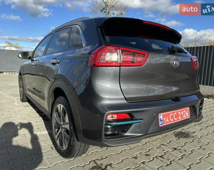 Киа Niro 2019 в Хмельницком на Automoto.ua Серый Киа Niro, объемом двигателя 0 л и пробегом 106 тыс. км за 17500 $, фото 11 на Automoto.ua