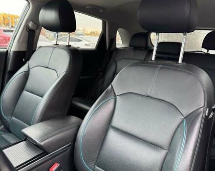 Серый Киа Niro, объемом двигателя 0 л и пробегом 143 тыс. км за 19100 $, фото 8 на Automoto.ua