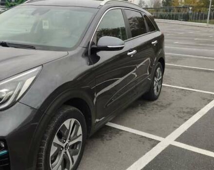 Киа Niro 2019 в Днепре (Днепропетровске) на Automoto.ua Серый Киа Niro, объемом двигателя 0 л и пробегом 149 тыс. км за 17800 $, фото 4 на Automoto.ua