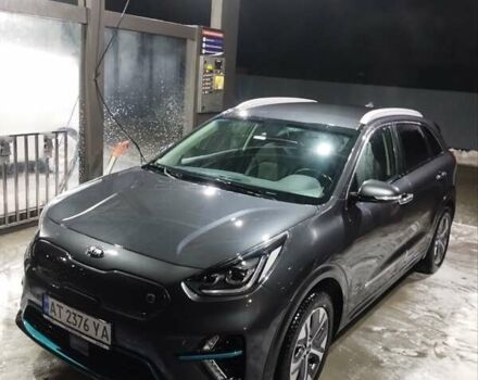 Сірий Кіа Niro, об'ємом двигуна 0 л та пробігом 60 тис. км за 22800 $, фото 7 на Automoto.ua