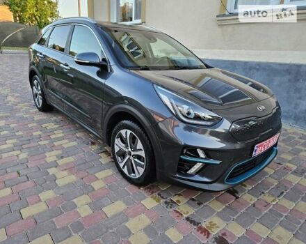 Сірий Кіа Niro, об'ємом двигуна 0 л та пробігом 128 тис. км за 18500 $, фото 12 на Automoto.ua